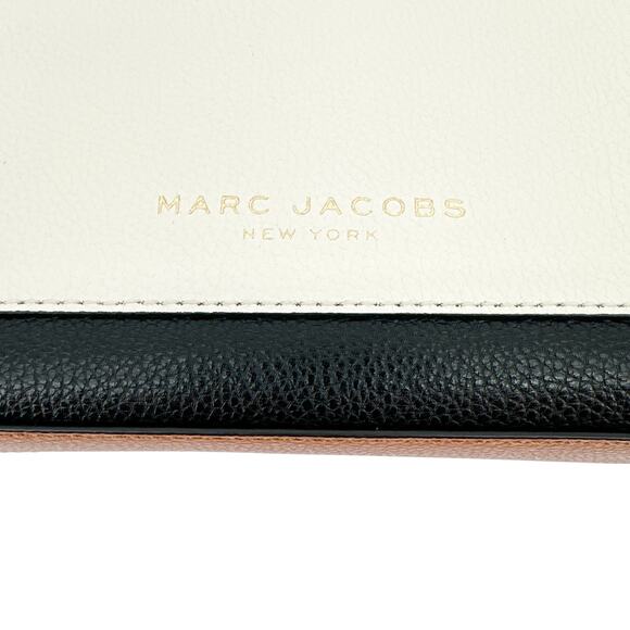 MARC JACOBS Grind Leather Cosmetic Pouch - Picture 6 of 11